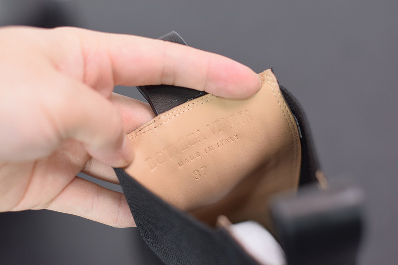 Bo*te*ga ve*ne*ta sneaker