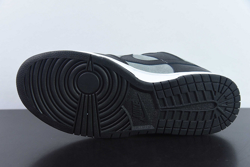 nike dunk low "black/grey/neon green" fq2205-001