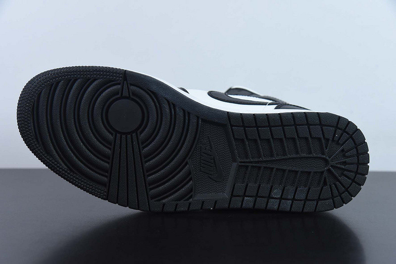 air jordan 1 mid “panda” dv0991-101