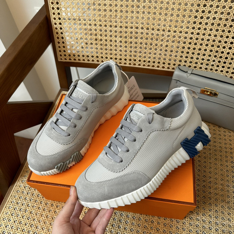 H**mes sneaker