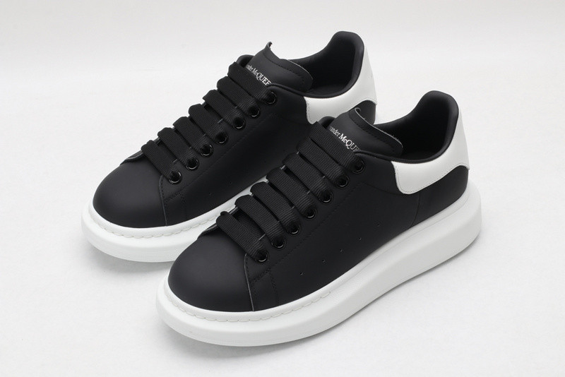 alexer mceen sneakers