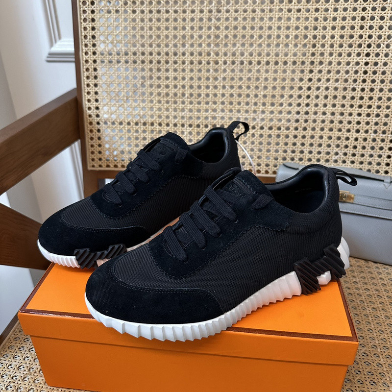 H**mes sneaker