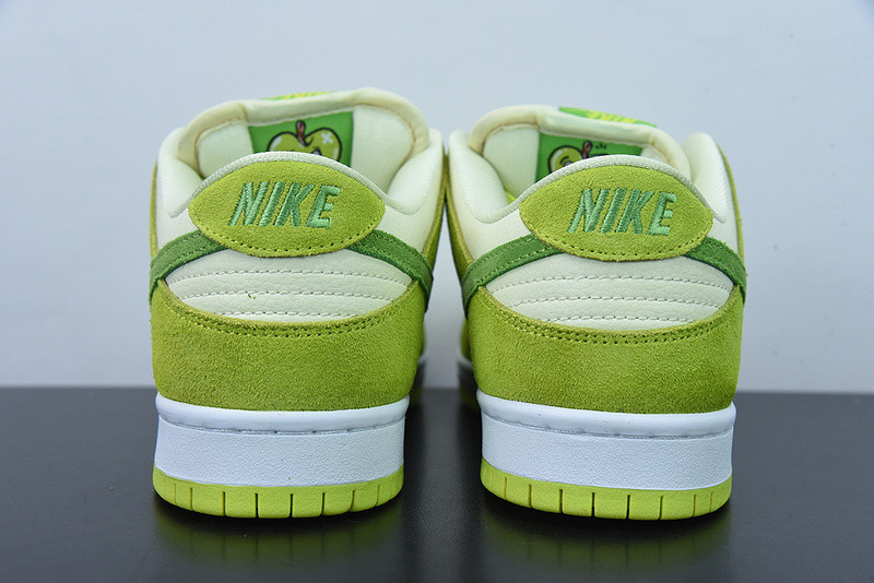 nike sb dunk low “green apple” dm0807-300